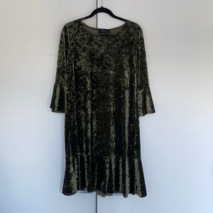 Workhall Crushed Velvet Dress - Green